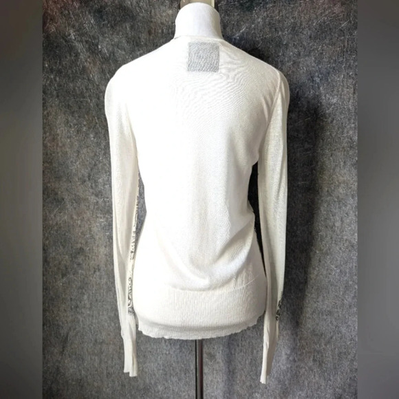 Ivory Floral Lightweight Merino Wool Cardigan - Picture 4 of 7